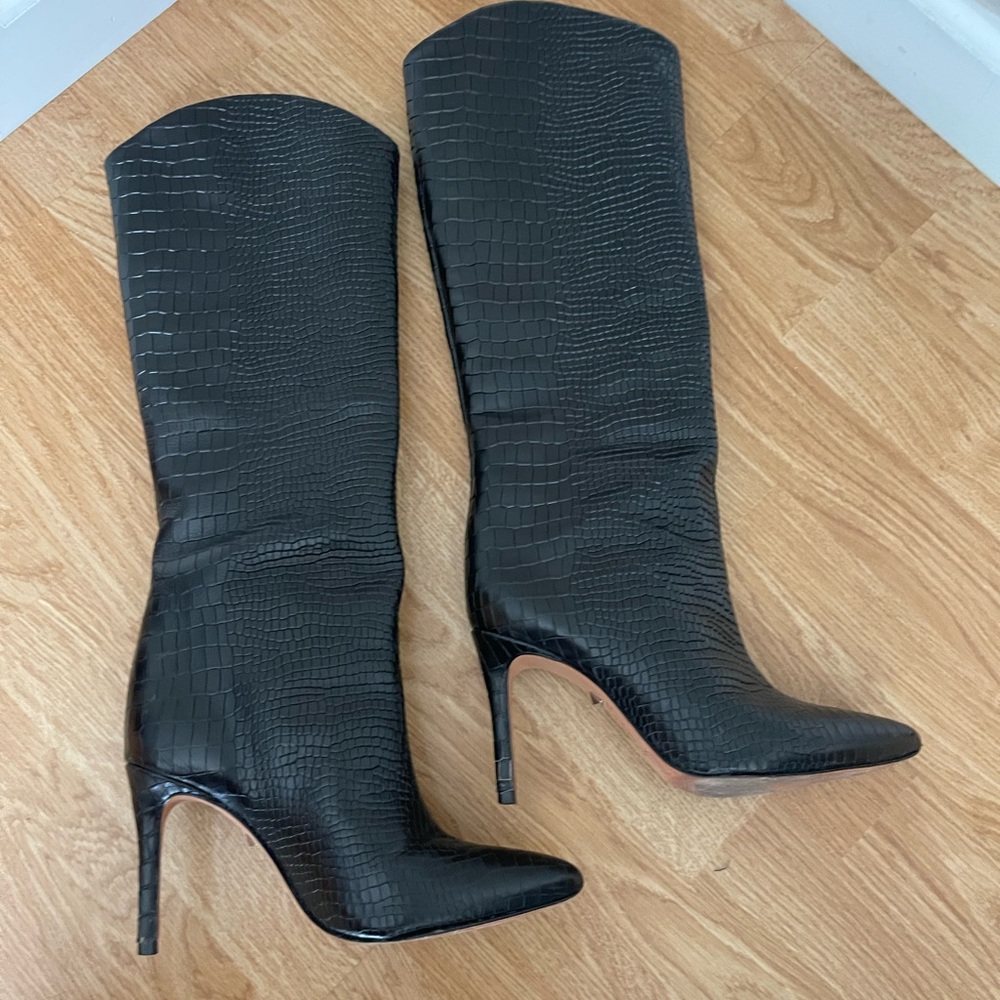 SCHUTZ Black Croc-Embossed Pointed-Toe Knee Boots
